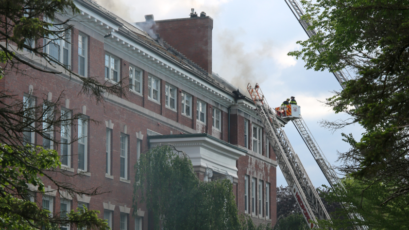 Town of Reading Creates Relief Fund for Schoolhouse Condo Fire Victims ...